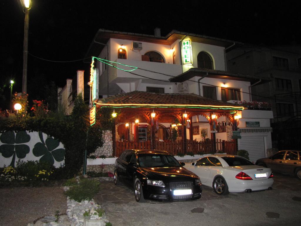 Stefan Family Hotel Kranevo Luaran gambar